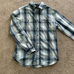 Lee Button-Down Shirt